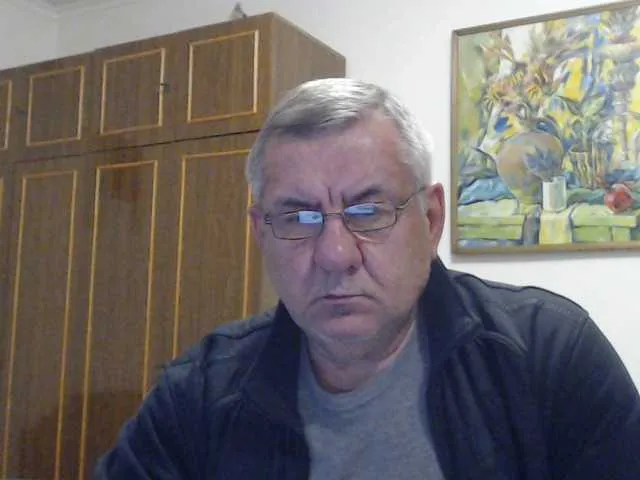 Live sex webcam photo for machomale3 #292229421