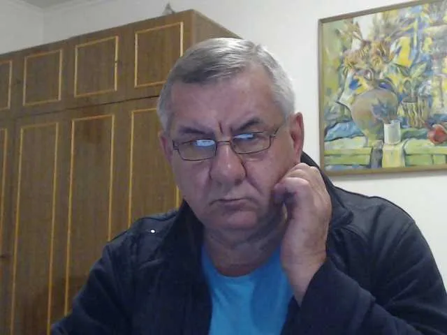 Live sex webcam photo for machomale3 #292262997