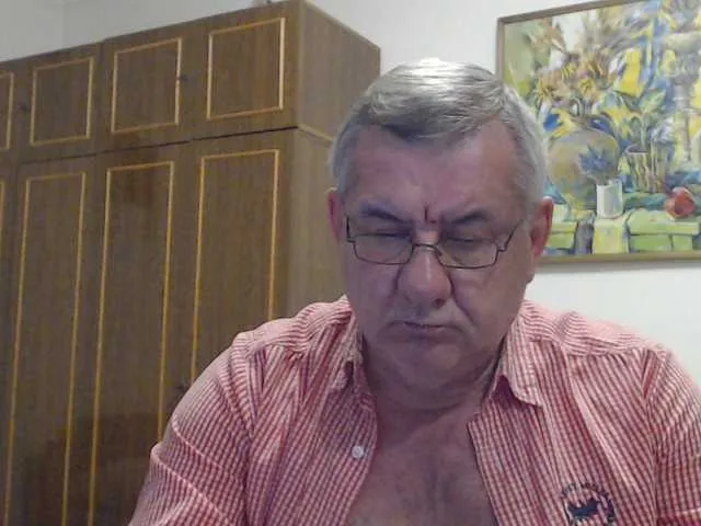 Live sex webcam photo for machomale3 #292323268