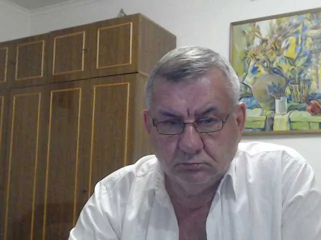 Live sex webcam photo for machomale3 #292471864