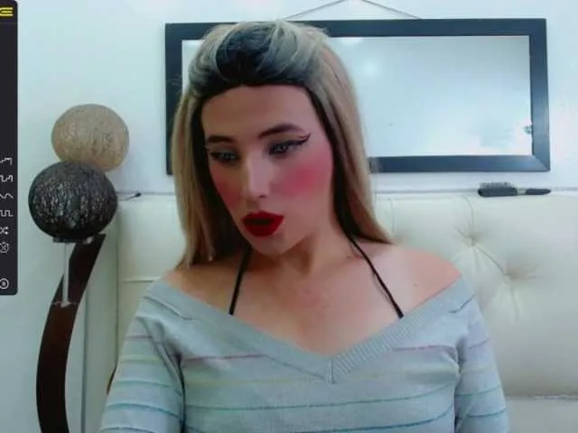 Live sex webcam photo for mackensisweet #274552397