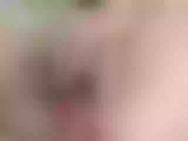 Live sex webcam photo for mackenzie- #275558984