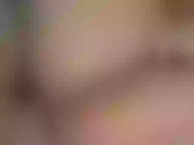 Live sex webcam photo for mackenzie- #276078696