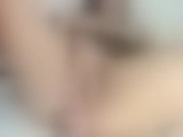 Live sex webcam photo for mackenzie- #277379333
