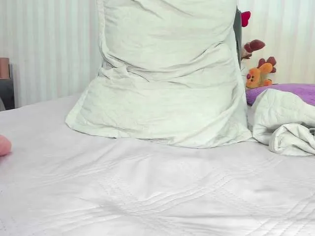 Live sex webcam photo for mackenzie- #277507231