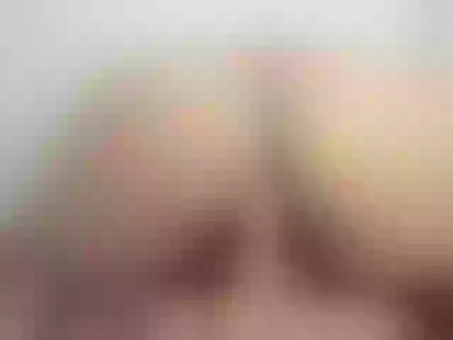 Live sex webcam photo for mackenzie- #277675518