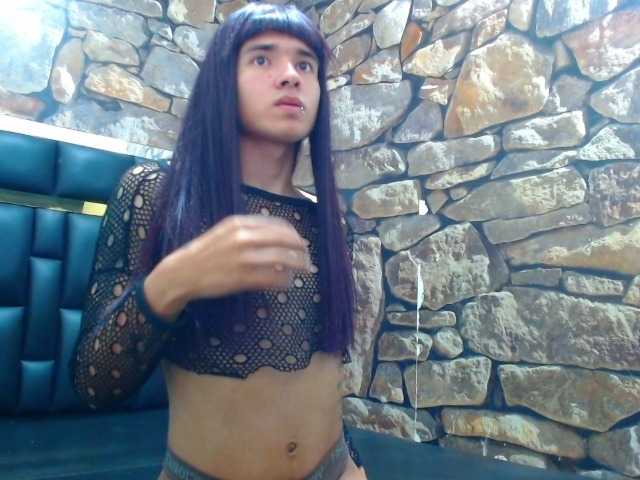 Live sex webcam photo for madelyn-aiden #277460264