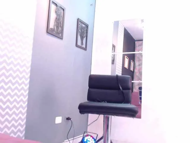 Live sex webcam photo for madison-moore #272784155