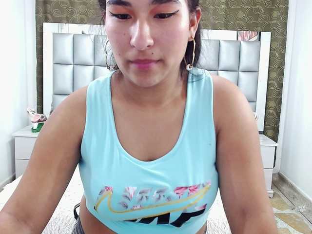 Live sex webcam photo for madisonbroke #271686497