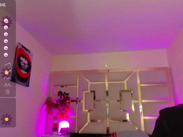 Live sex webcam photo for madisongreen #290704220