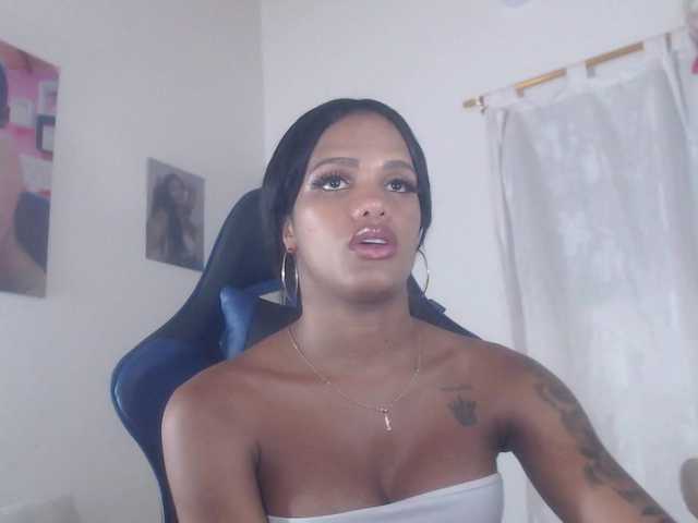 Live sex webcam photo for madisonholi #277080536