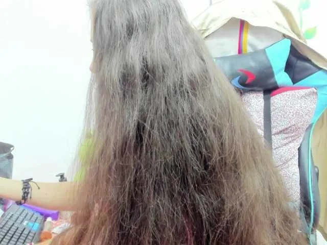 Live sex webcam photo for madura-sexy #273255995