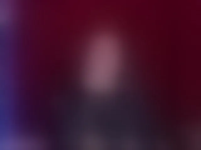 Live sex webcam photo for madylux #293105054