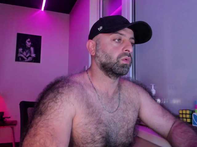 Live sex webcam photo for magabear #278250337