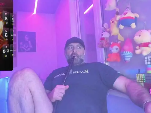 Live sex webcam photo for magabear #290905760