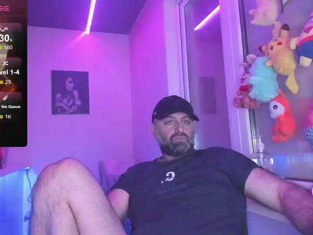 Live sex webcam photo for magabear #291008890