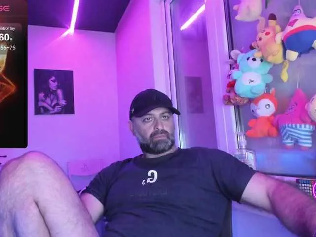 Live sex webcam photo for magabear #291163196