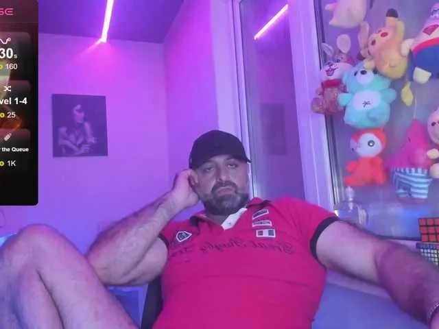 Live sex webcam photo for magabear #291263520