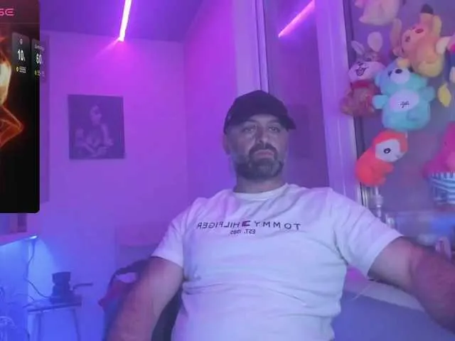 Live sex webcam photo for magabear #291306989