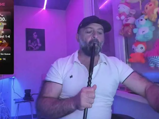 Live sex webcam photo for magabear #291578210