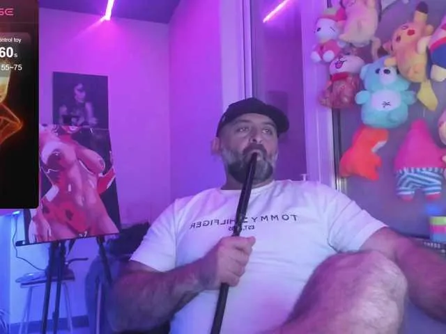 Live sex webcam photo for magabear #291683585