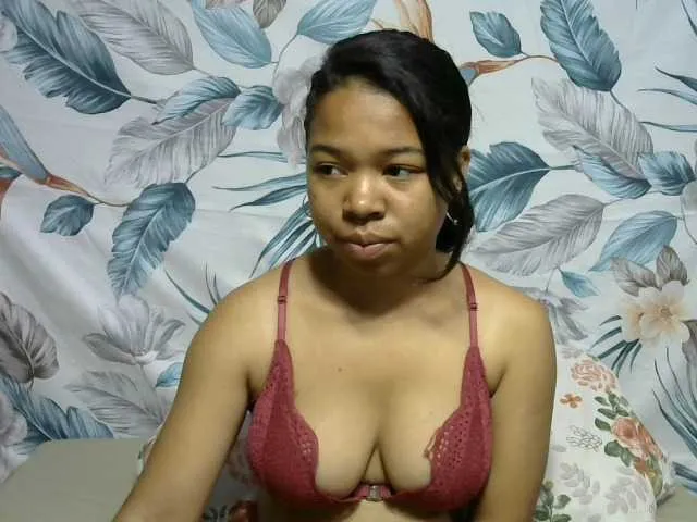 Live sex webcam photo for magaliah #278132302