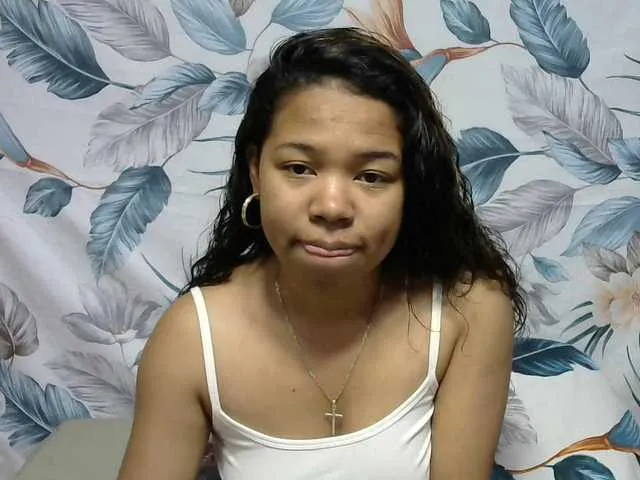 Live sex webcam photo for magaliah #288386666