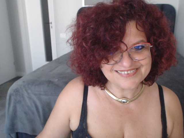 Live sex webcam photo for maggiemilff68 #274612009