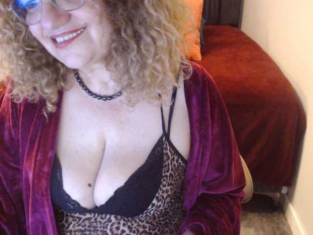 Live sex webcam photo for maggiemilff68 #277782048