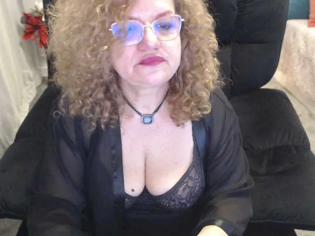 Live sex webcam photo for maggiemilff68 #290894102