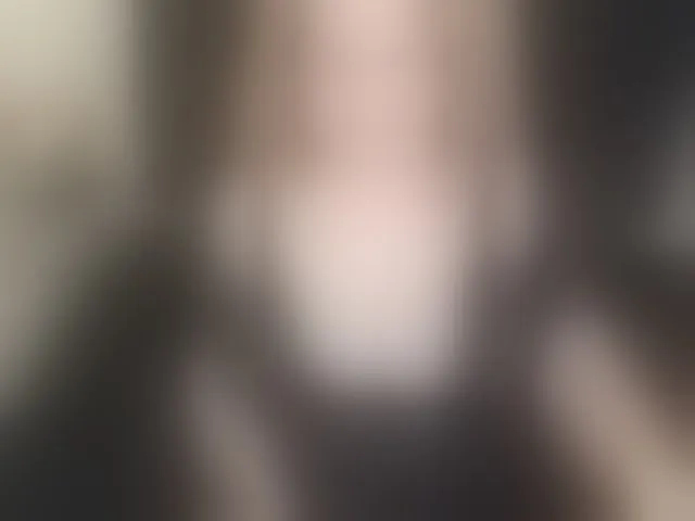 Live sex webcam photo for maggiemilff68 #292656126
