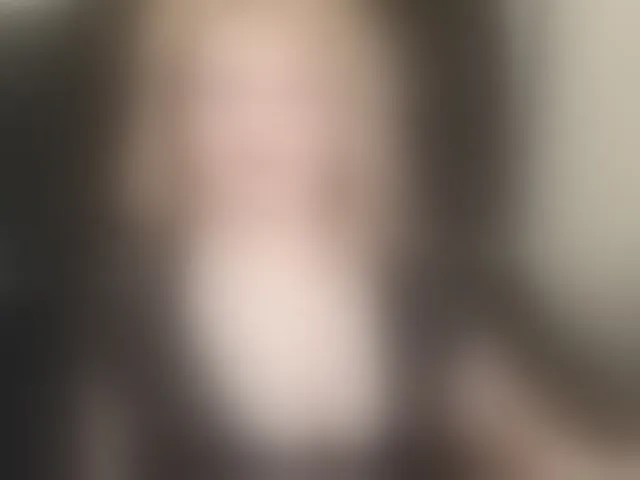 Live sex webcam photo for maggiemilff68 #292717872
