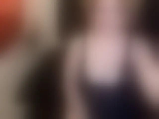 Live sex webcam photo for maggiemilff68 #293835874