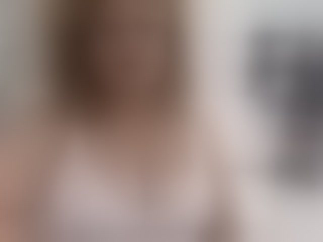 Live sex webcam photo for maggiemilff68 #294261702