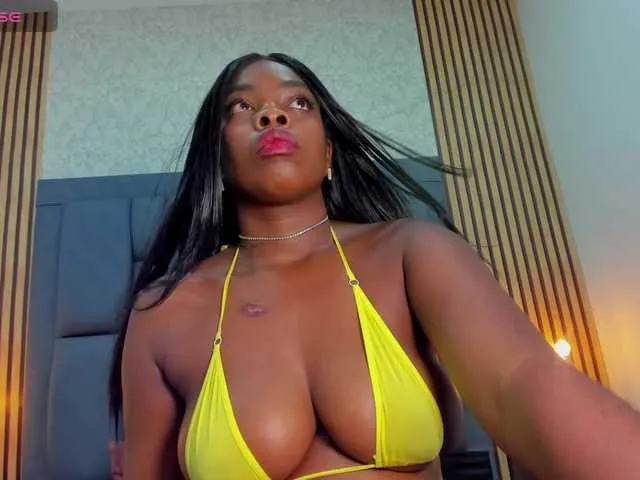 Live sex webcam photo for maiacharris #290961995
