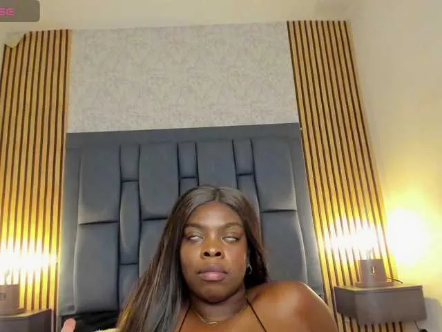 Live sex webcam photo for maiacharris #291531493