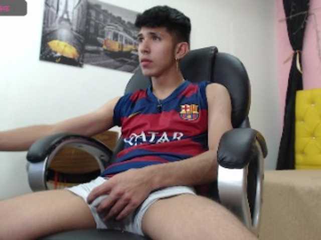 Live sex webcam photo for maicol-baker #276188266