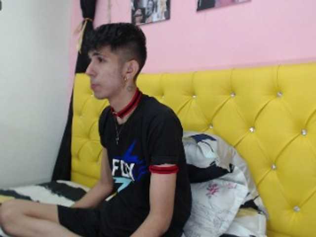 Live sex webcam photo for maicol-baker #276265376