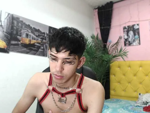 Live sex webcam photo for maicol-baker #277349461