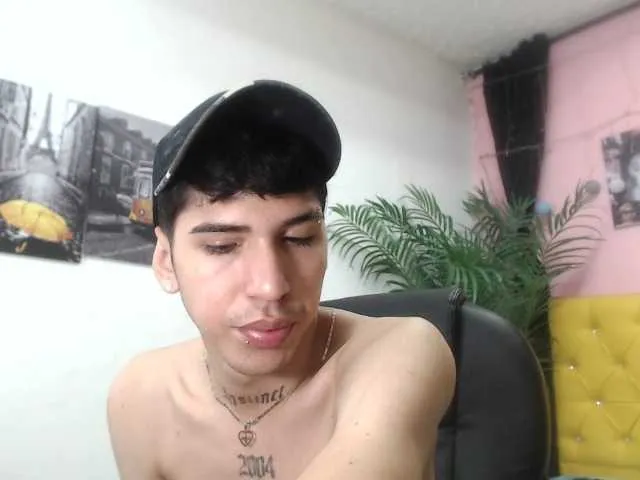 Live sex webcam photo for maicol-baker #277397402