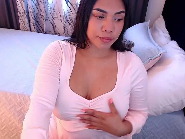 Live sex webcam photo for maidebram #291412659