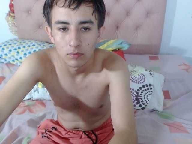 Live sex webcam photo for maiferrer #277067193