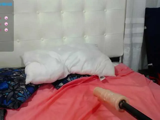 Live sex webcam photo for mairamilf #271874784