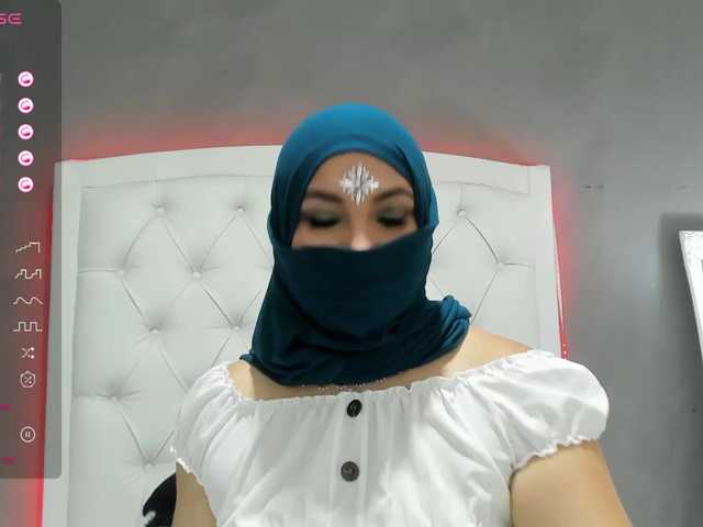 Live sex webcam photo for maissa-milf #277019926