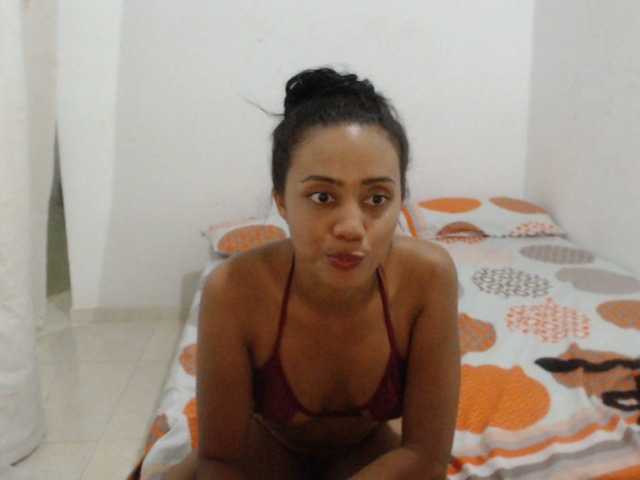 Live sex webcam photo for maissagray #273996565