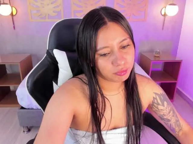 Live sex webcam photo for majo-rose #291605564
