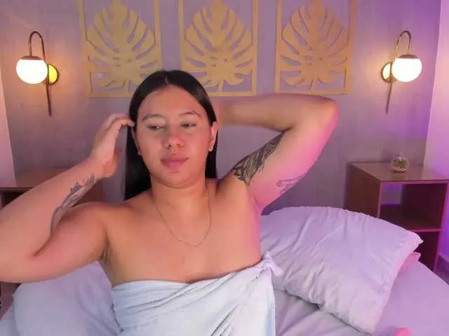 Live sex webcam photo for majo-rose #291696994