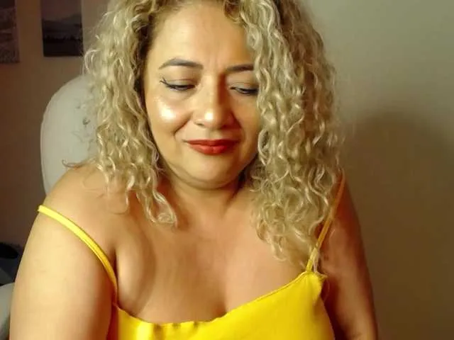 Live sex webcam photo for majobarraza #291241888