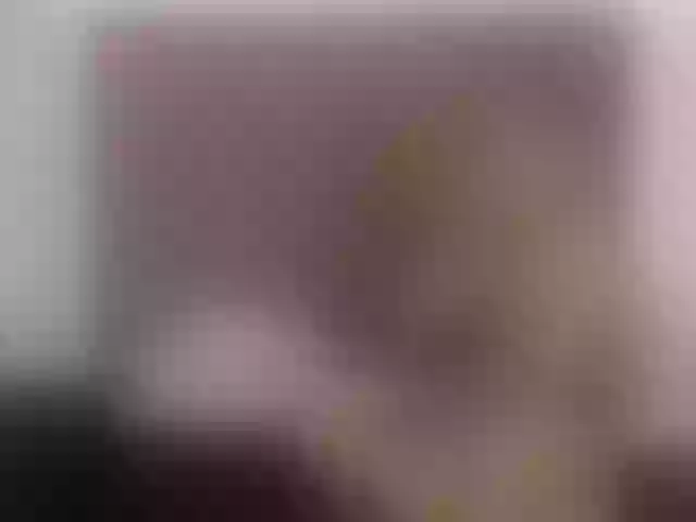 Live sex webcam photo for make-me-feel- #290996408