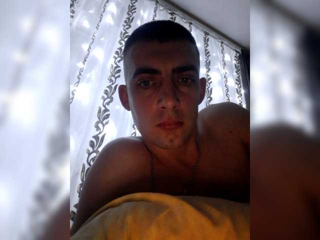 Live sex webcam photo for maksi55go #277020136